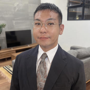 辰巳　陽亮 （たつみ　ようすけ）の写真